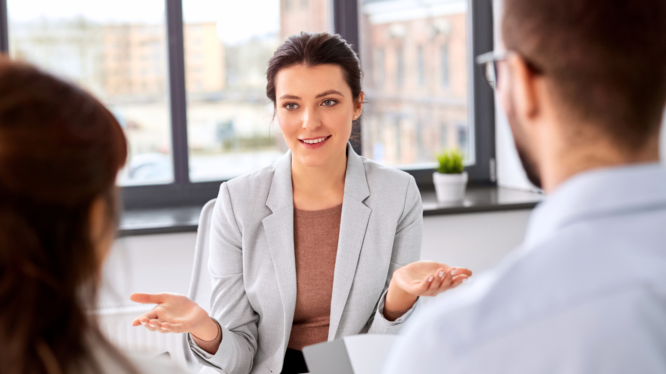The First 5 Conversations You Should Have with a New Executive Hire